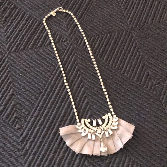 Banana Republic crystal necklace - Picture 1 of 6